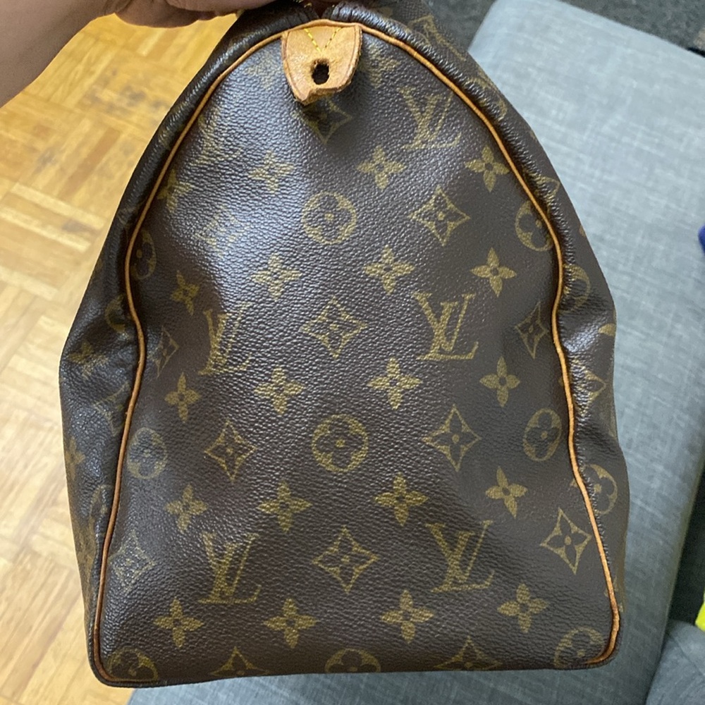 Authentic Louis Vuitton Speedy 40
Please, no lowball offers! - Picture 3 of 17